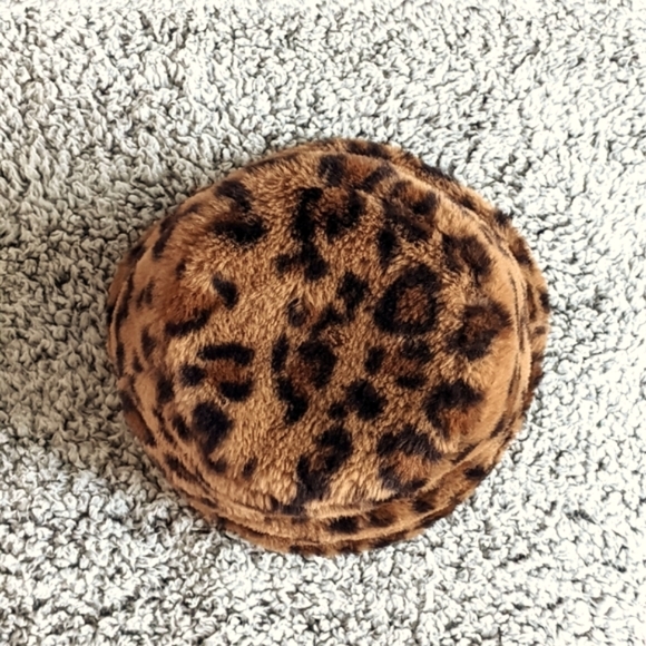 Faux Cheetah Print Bucket Hat - Picture 4 of 4